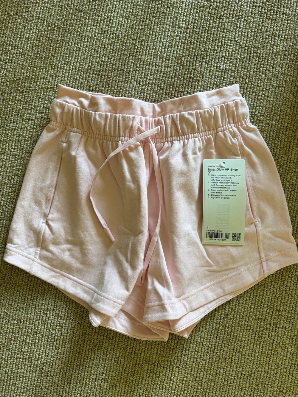 lululemon NWT  inner glow short - strawberry milkshake